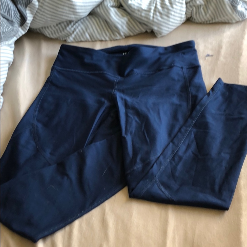 Navy Capri Length Heat Gear Leggings